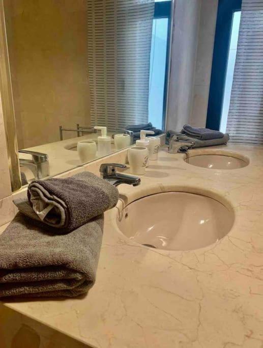 蒂亚斯Riviera Park 7A - Air Con- Wi-Fi- Uk Channels- 5 Minutes Walking From The Sea公寓 外观 照片